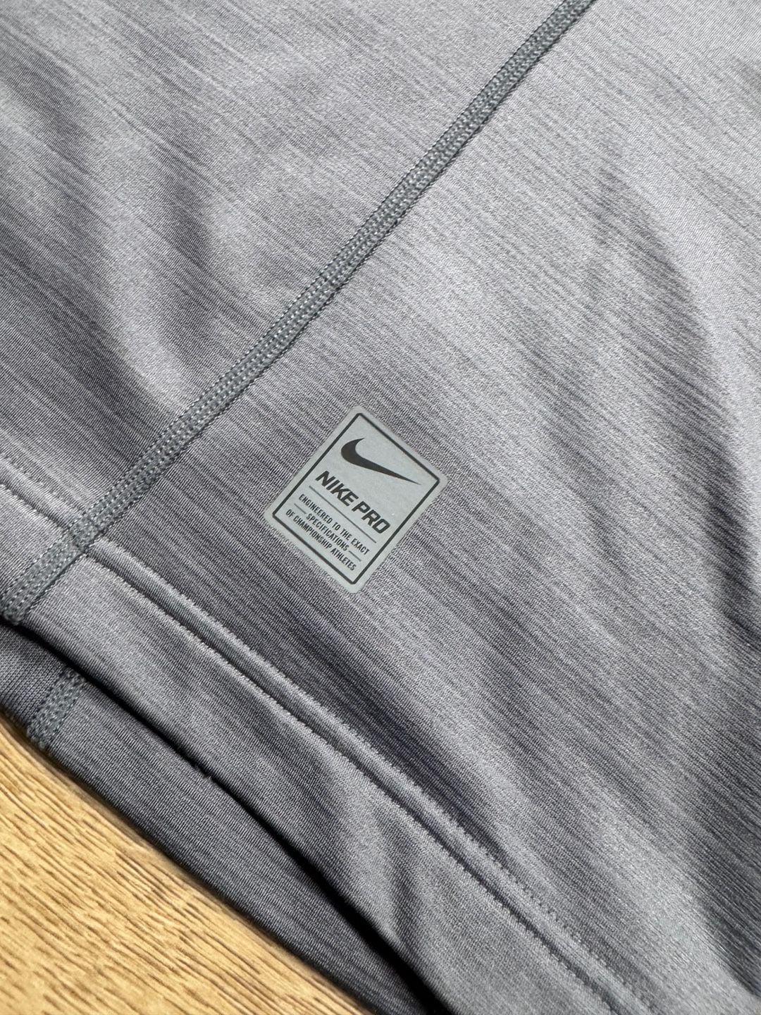 Nike Pro Hyperwarm Men’s XL Gray Fitted 1/4 Zip Thermal Training Top 9