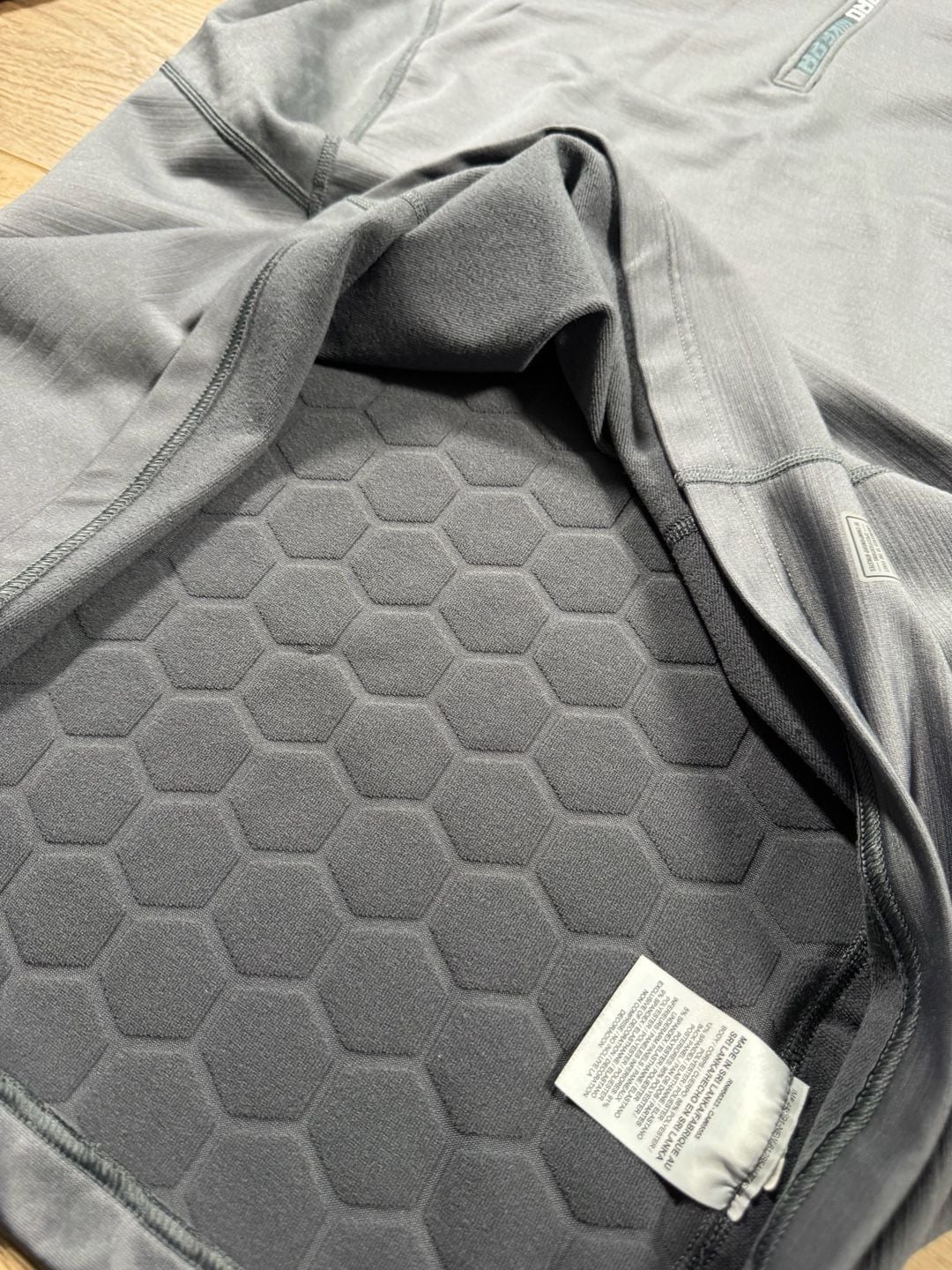 Nike Pro Hyperwarm Men’s XL Gray Fitted 1/4 Zip Thermal Training Top 11