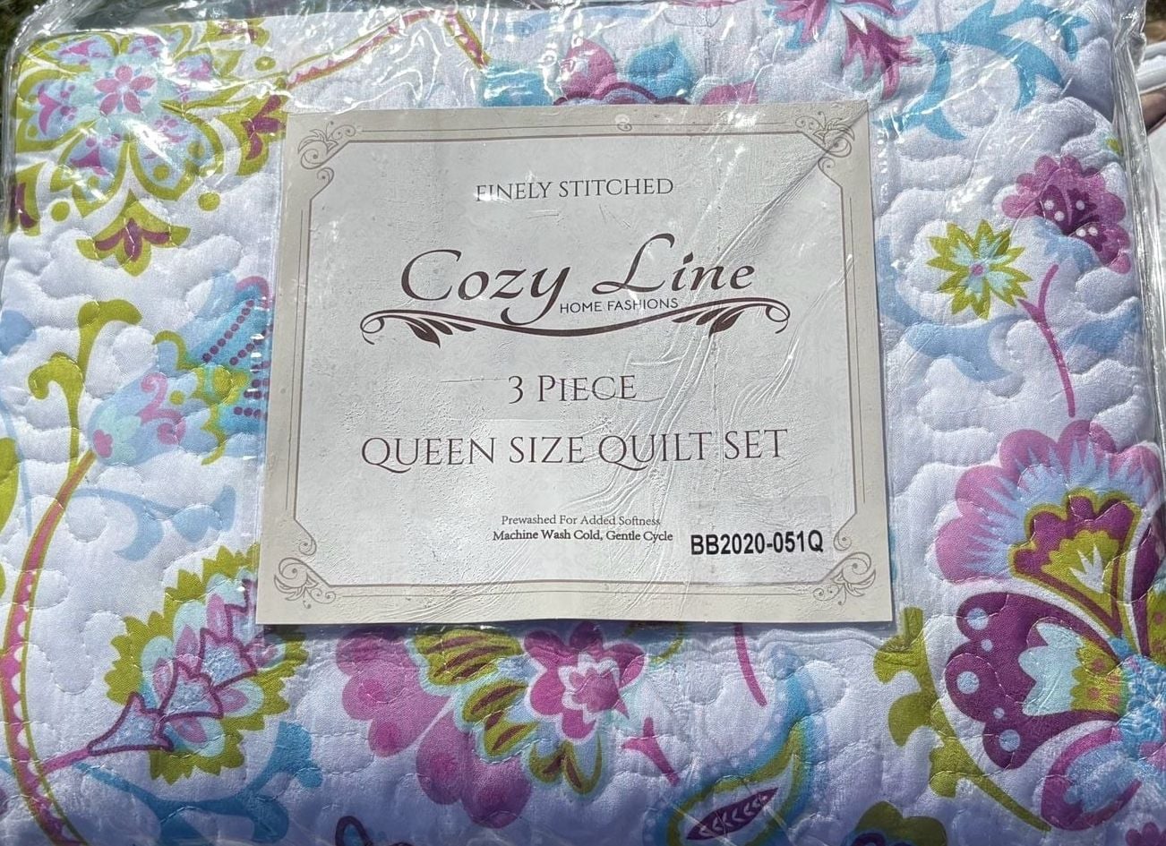 BNIP Cozy Line Home Fashions Queen Size Quilt Set BB2020-051Q 1