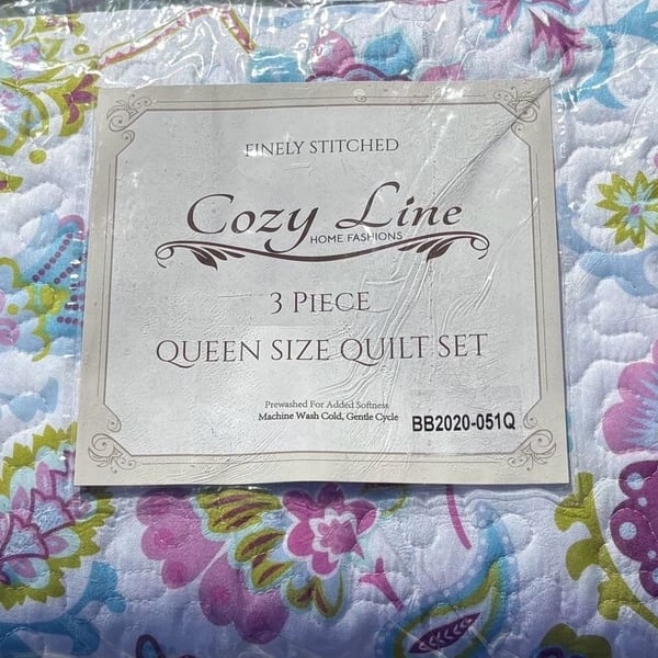 BNIP Cozy Line Home Fashions Queen Size Quilt Set BB2020-051Q