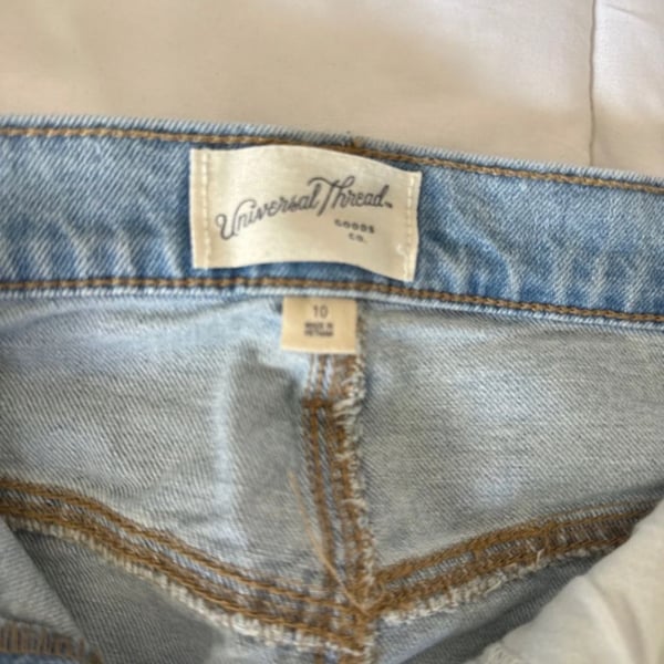 Universal Thread Denim Jeans Size 10 Light Wash