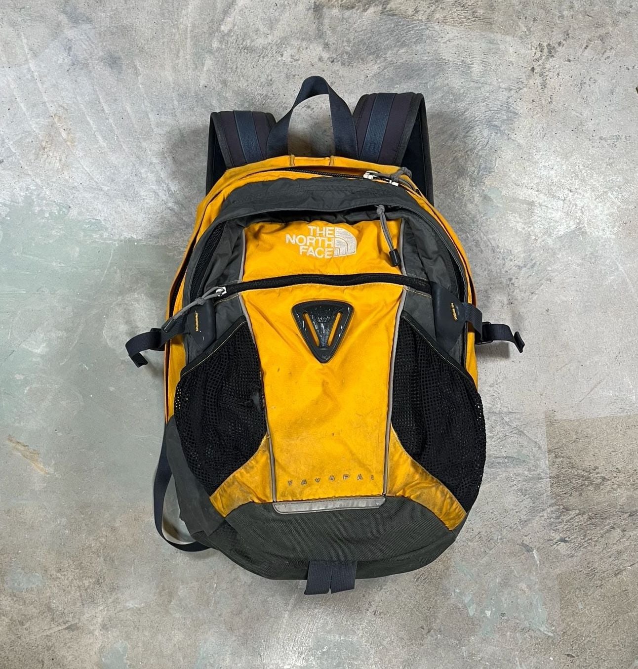 The North Face Yavapai Backpack Yellow Gray 2