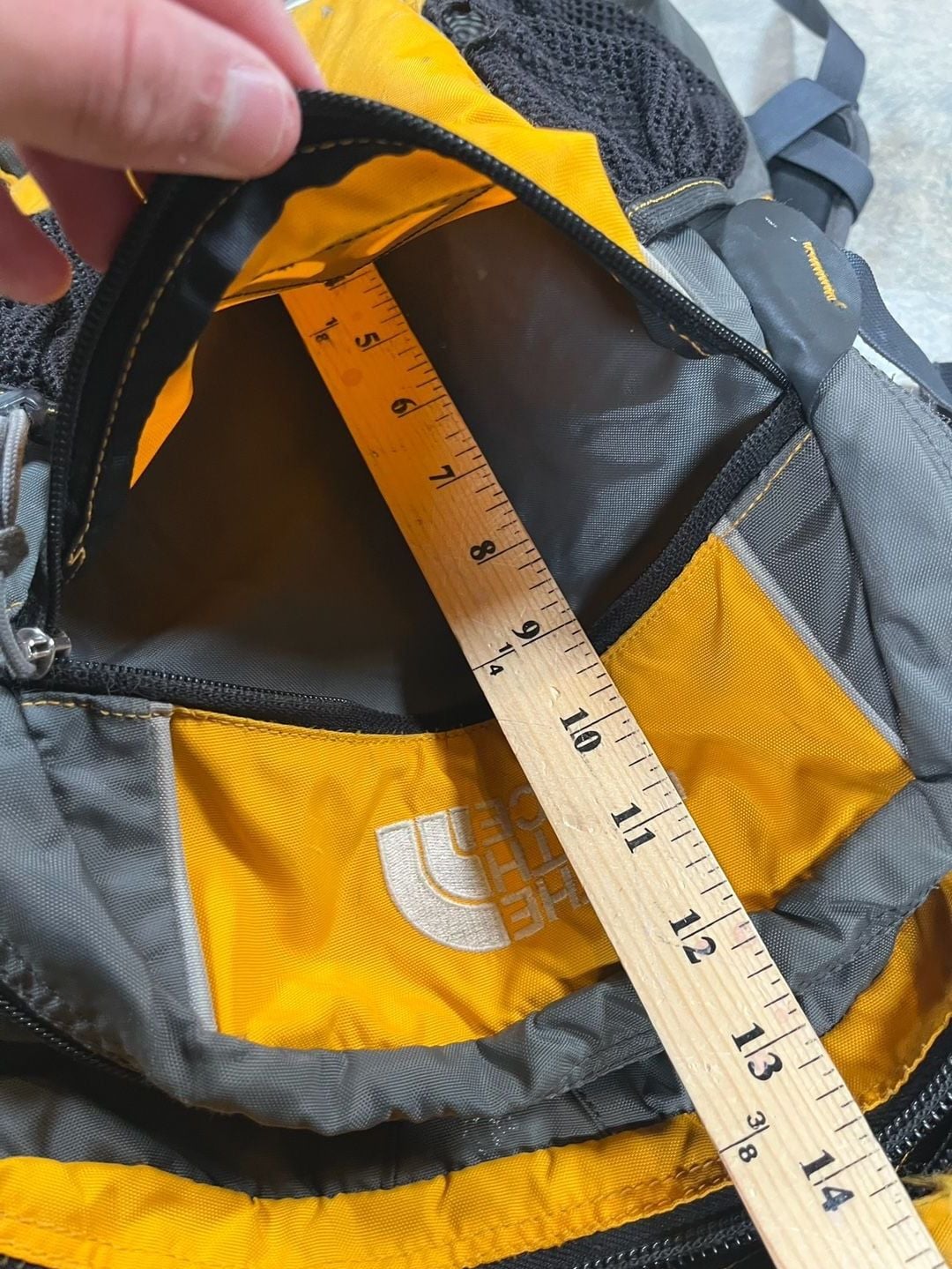 The North Face Yavapai Backpack Yellow Gray 7
