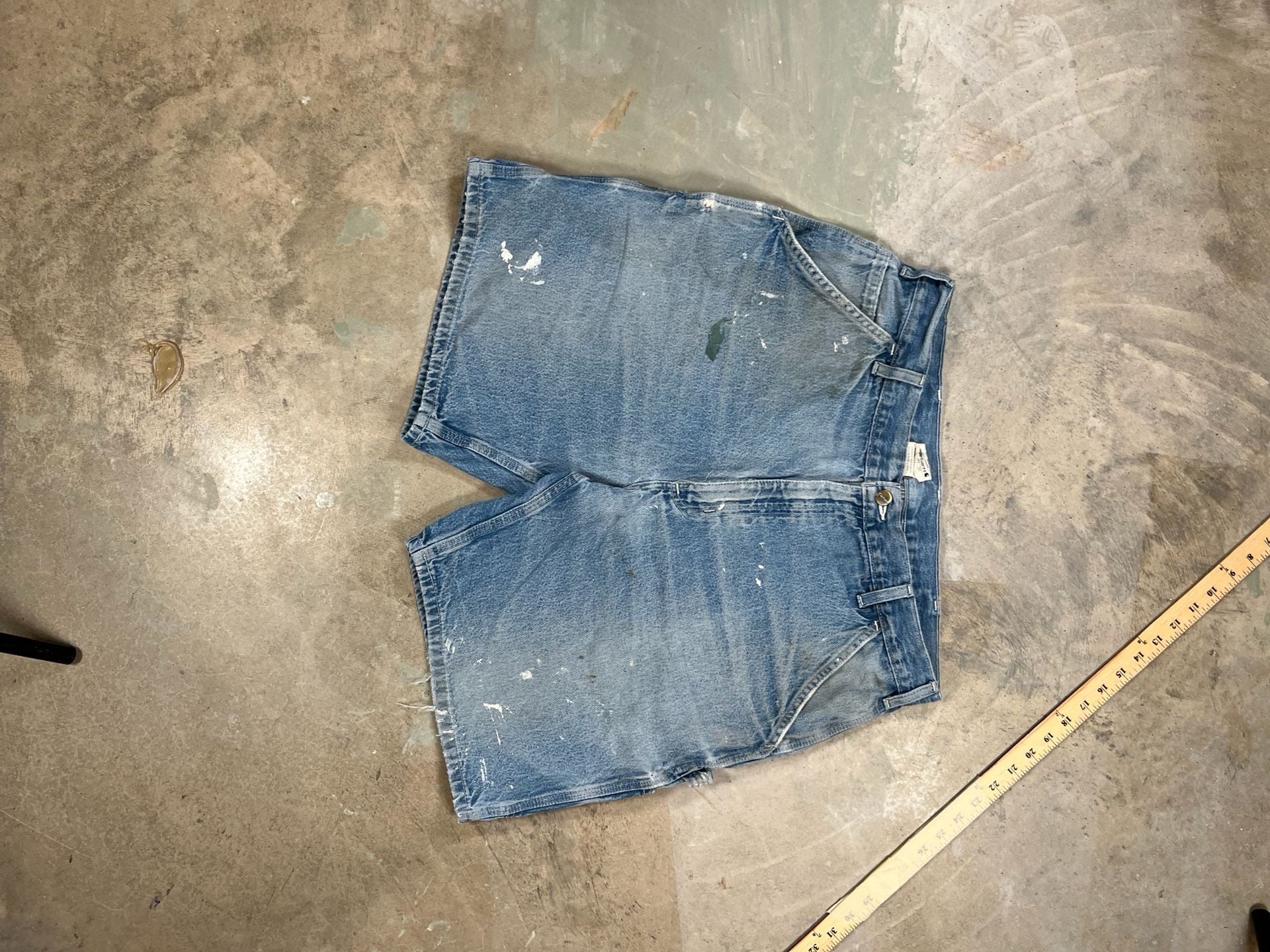 Carhartt B159 DST Carpenter Denim Shorts Size 38 Light Wash Paint Splatter 3