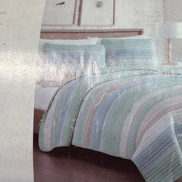 BNIP Indigo Ivory Quilt Set King Coralinn Sage Blue Polyester