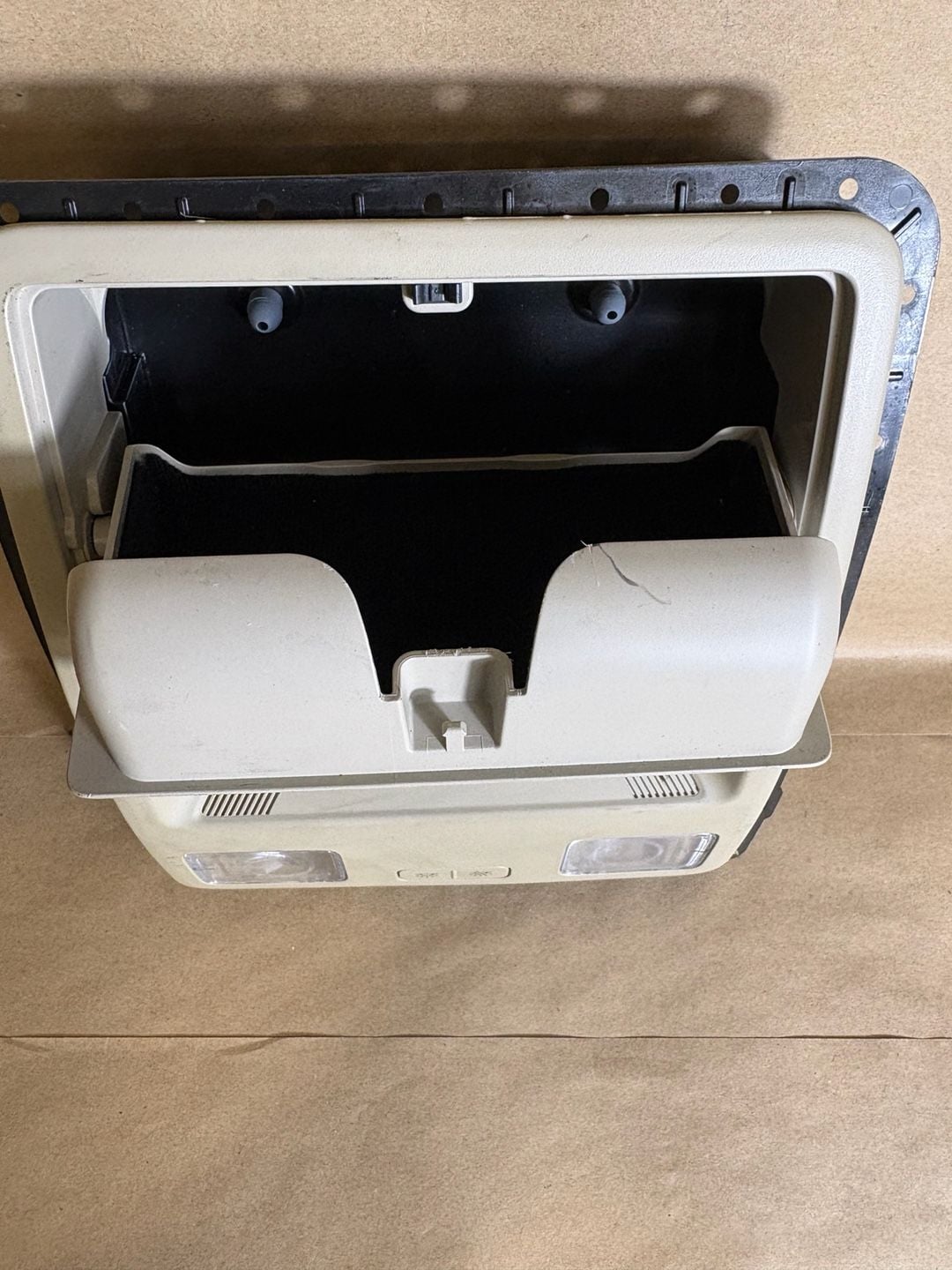 2019 Ford Ranger Overhead Console Dome Lights Storage Compartment OEM Gray 3