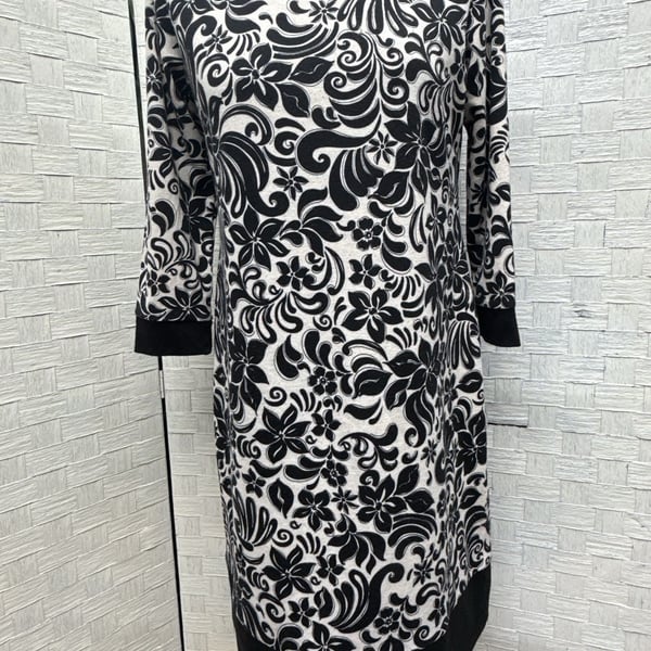 Blu Sage Floral Print Dress Size M Black White