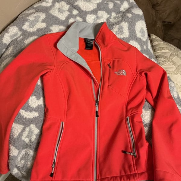 The North Face Women's Hard Shell Jacket Size S/P Fleece Lined Outdoor Active