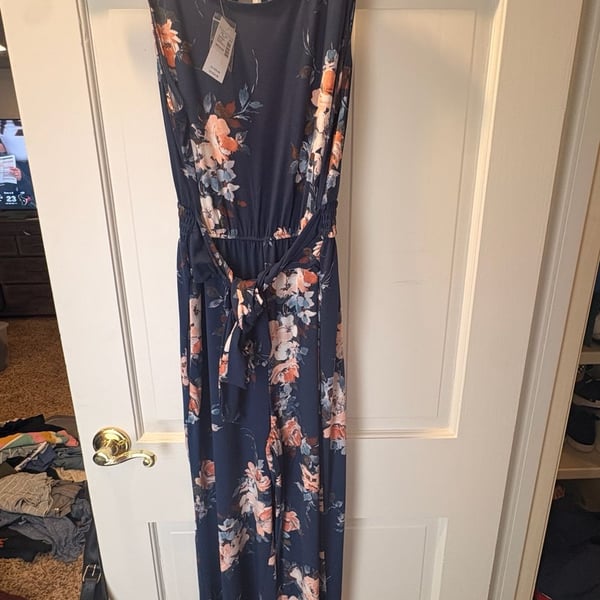 24/7 Jumpsuit Size M Navy Blue Floral Belted Sleeveless