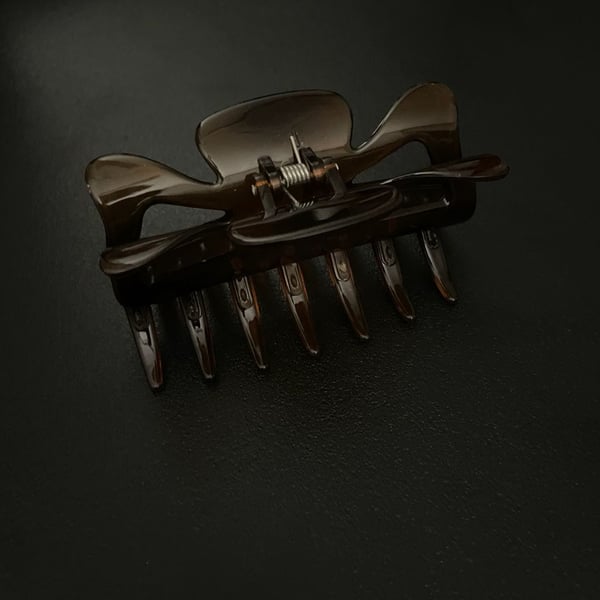 Glassons Classic Curved Hair Claw Clip Brown Tortoiseshell