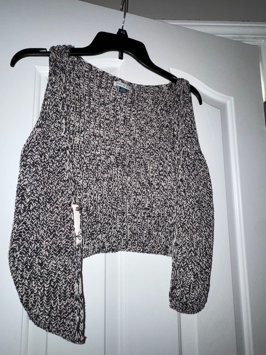 American Eagle Knit Sweater Vest Size M Black White Cropped 2