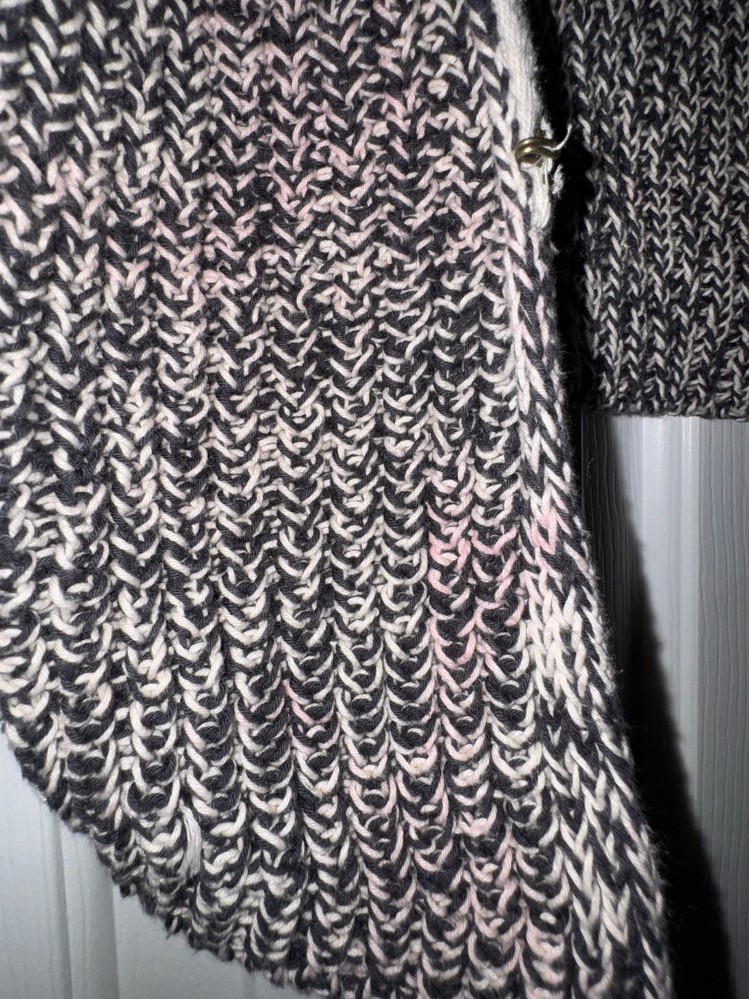 American Eagle Knit Sweater Vest Size M Black White Cropped 5