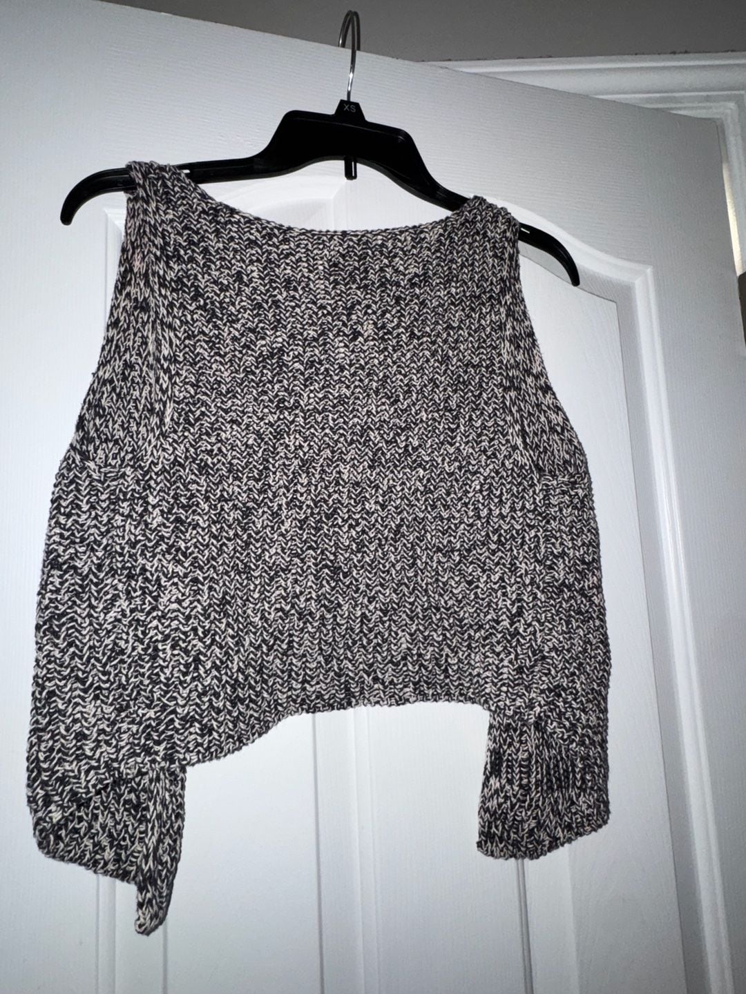 American Eagle Knit Sweater Vest Size M Black White Cropped 6