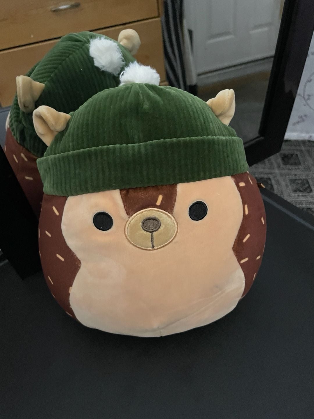 Squishmallows Hans the Hedgehog with Beanie 7.5 Inch 2