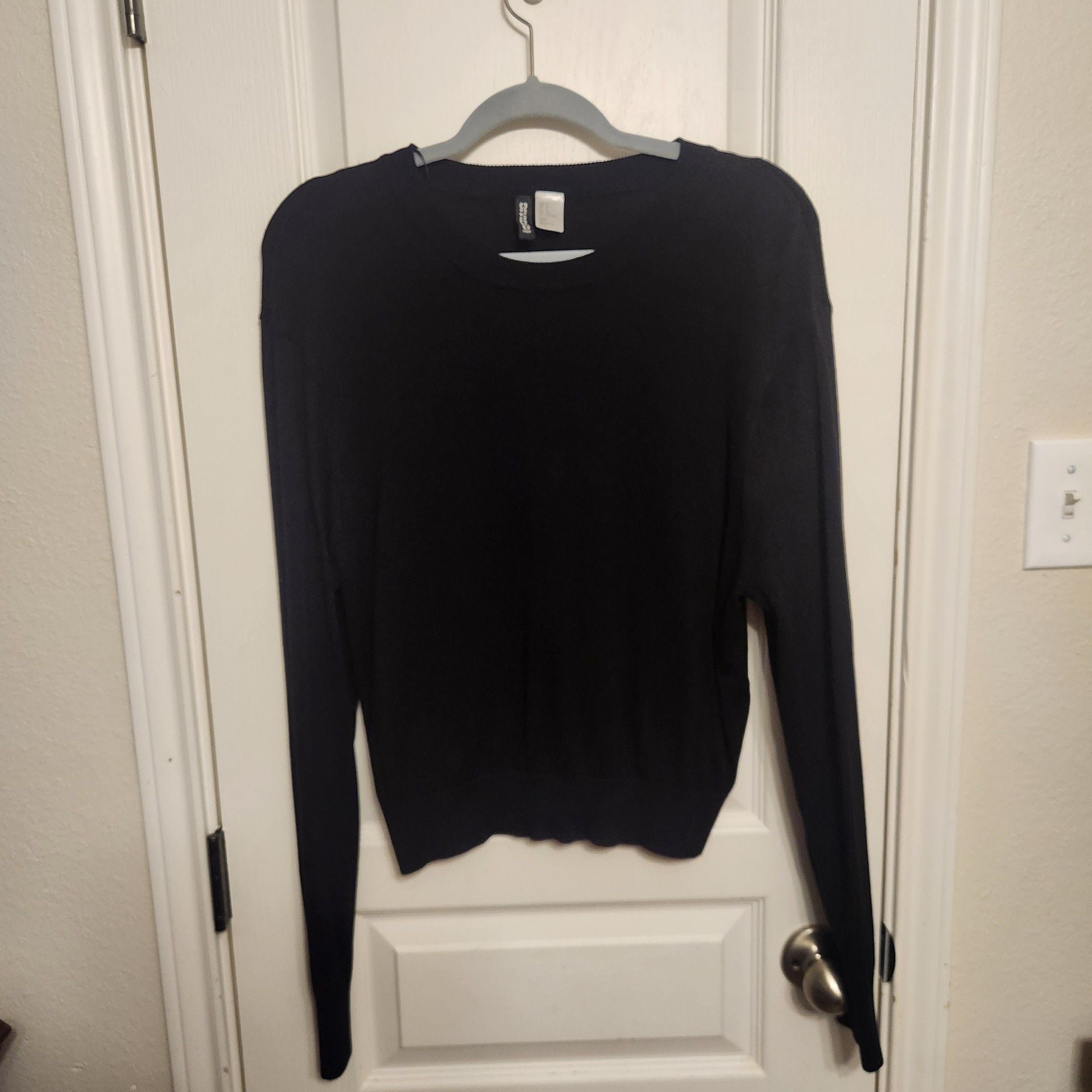 Divided H&M Sweater Size S Black Long Sleeve 2