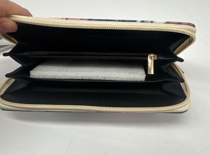 Floral Zip Around Wristlet Wallet 3