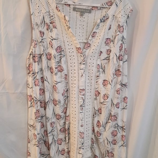 Daniel Rainn Floral Lace Trim V-Neck Tank Top Size M White Pink
