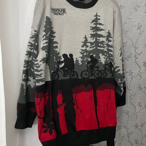Stranger Things Sweater Size XL