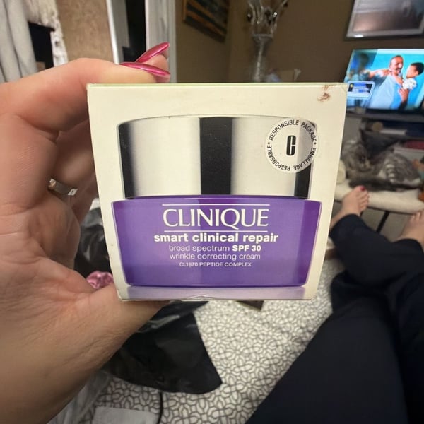 Clinique Smart Clinical Repair SPF 30 Wrinkle Correcting Cream
