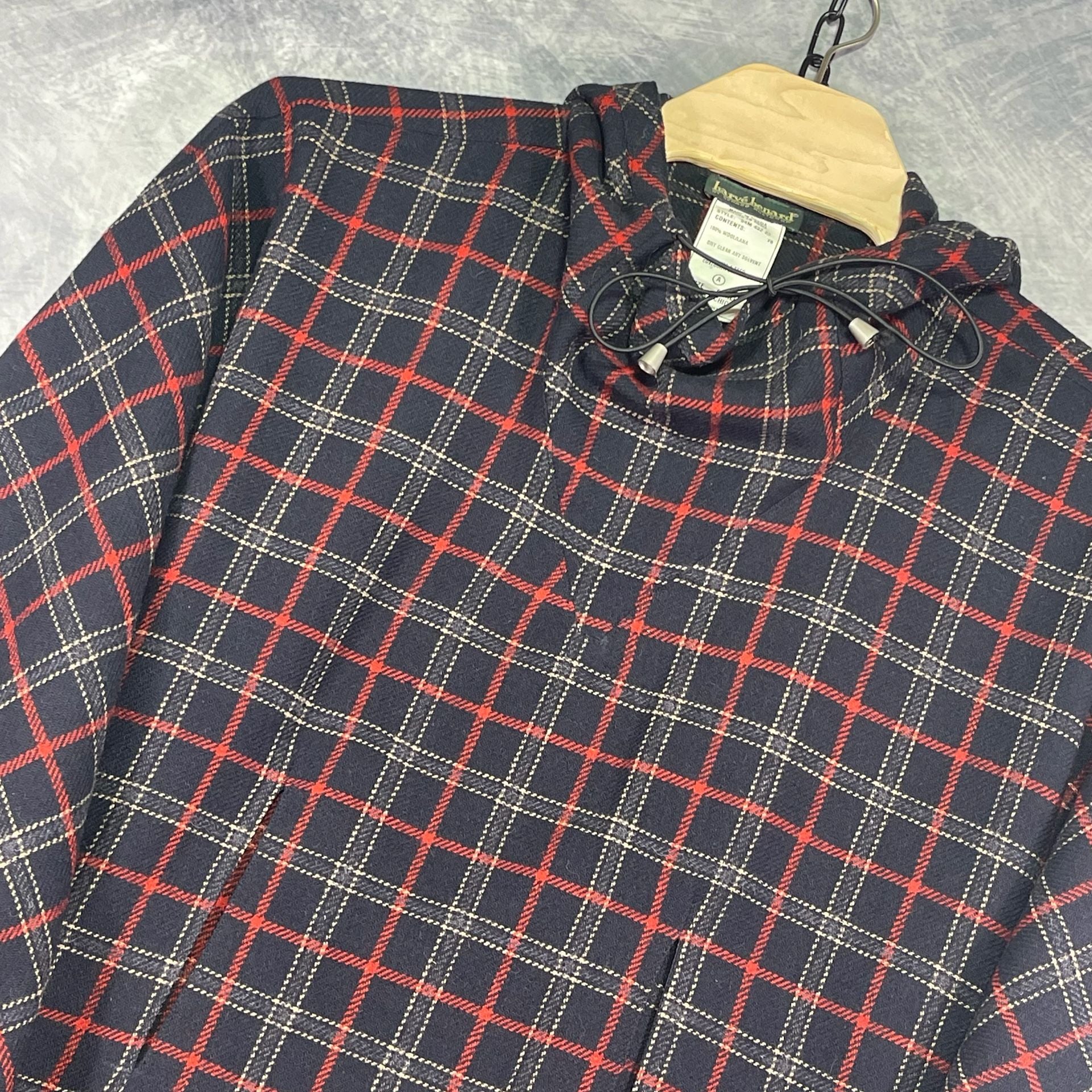 Harve Benard Hooded Poncho Size Small Red Navy Plaid Wool Cape 3