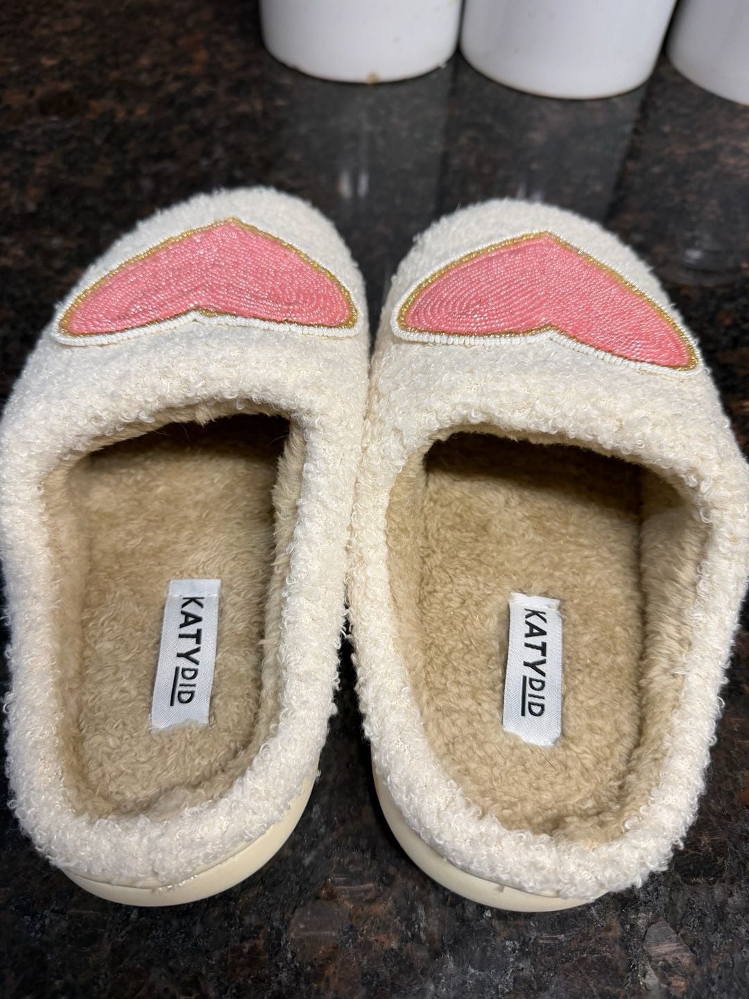 Katydid Heart Slippers Size 6/7 White Fuzzy Beaded Heart 3