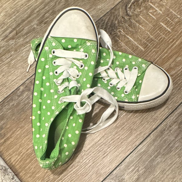 Low Top Sneakers Green White Polka Dot
