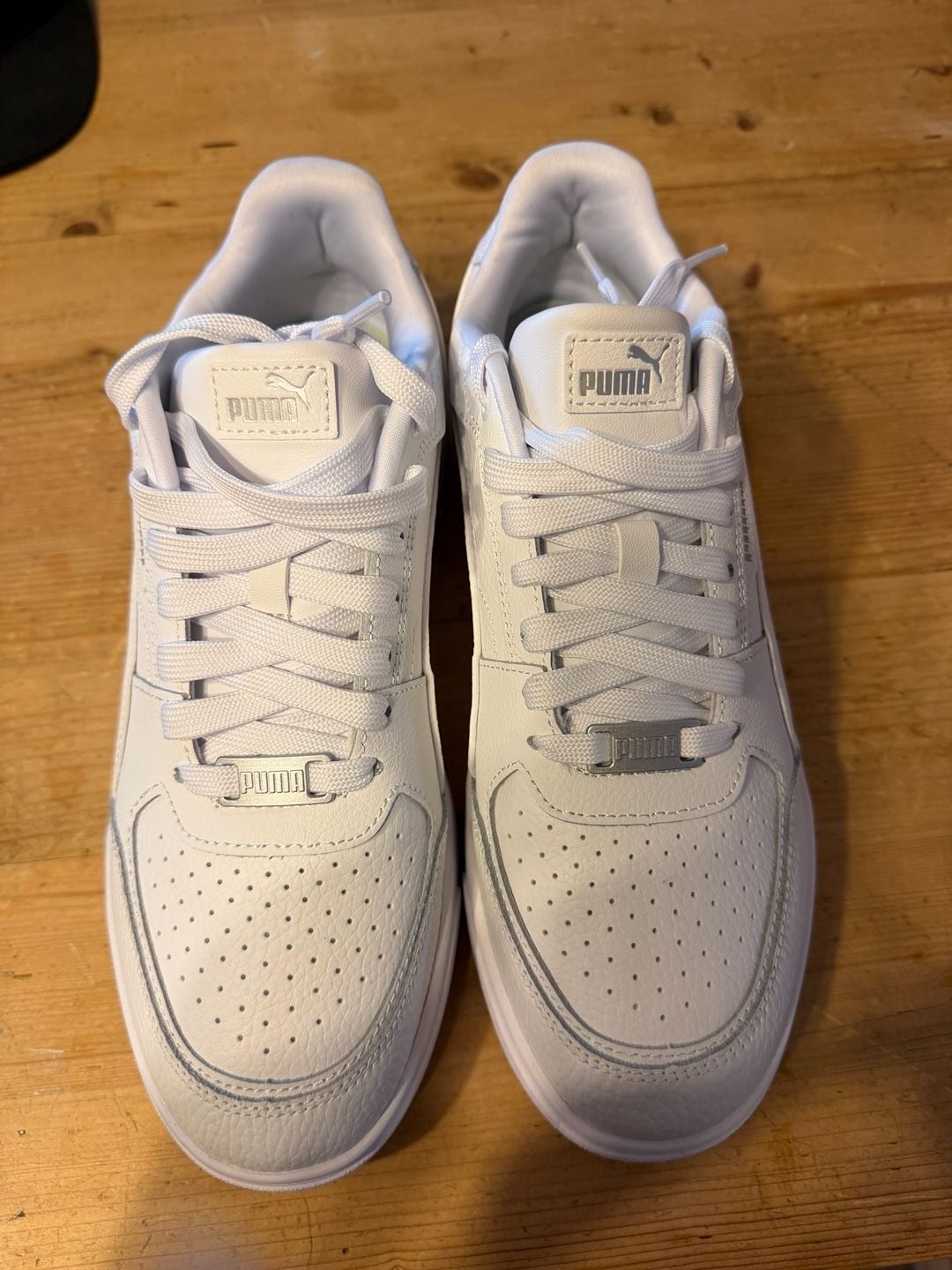 Puma Caven III Plus Size 9.5 White Silver Sneakers 4