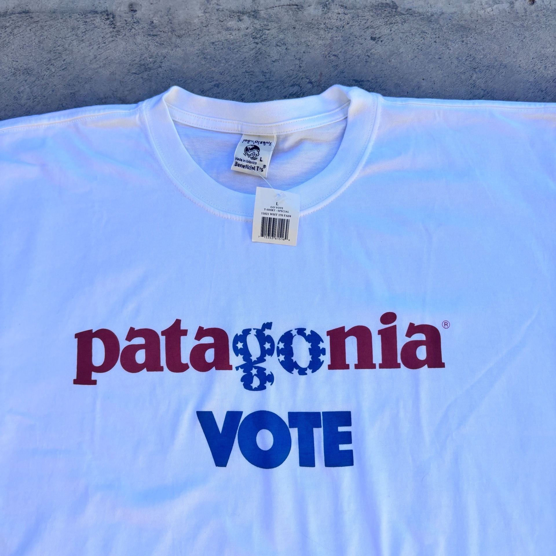 2004 Vintage Patagonia Vote The Environment Beneficial T-Shirt NWT Size L 3
