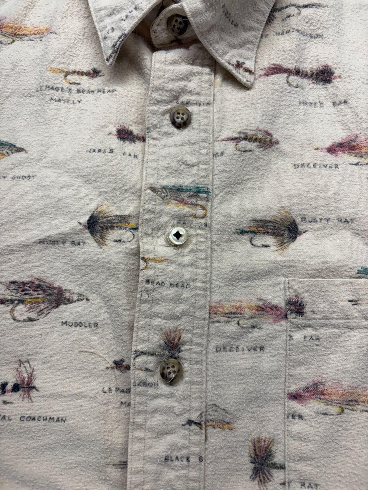 Orvis Fly Fishing Lures Print Shirt Size L Cream Cotton Button-Down 6