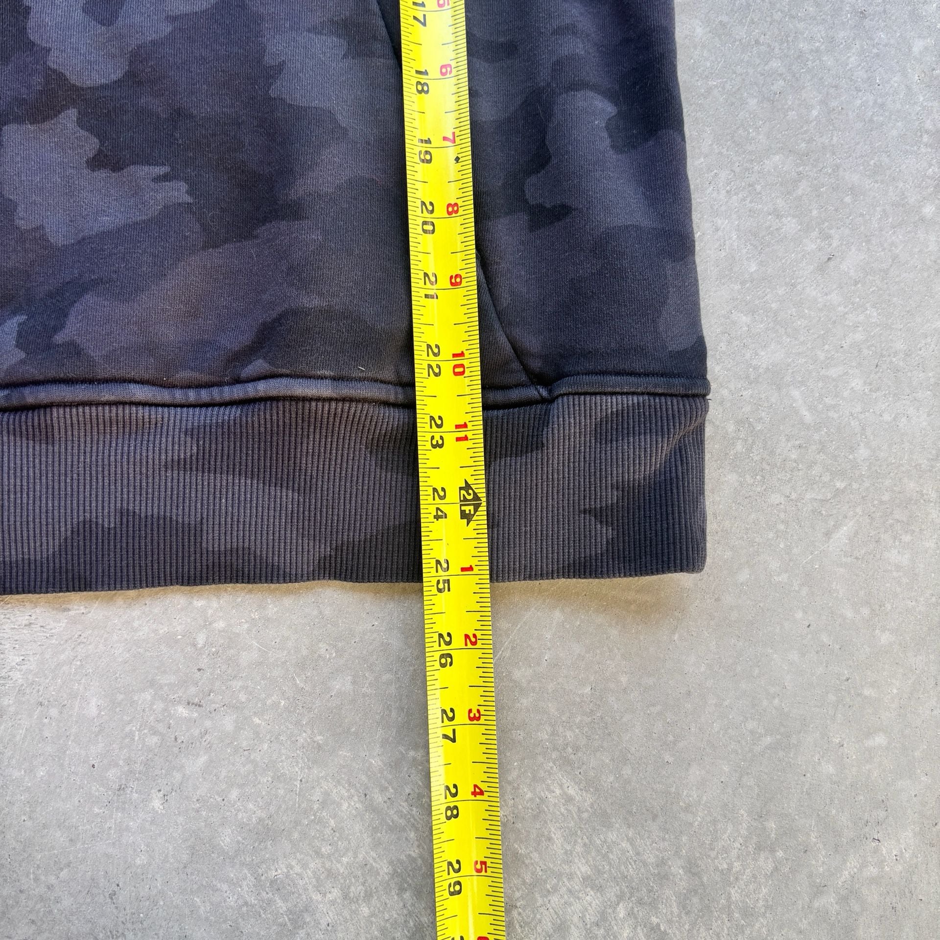2020 Lululemon Camo Scuba Crewneck Sweatshirt Size 12 5