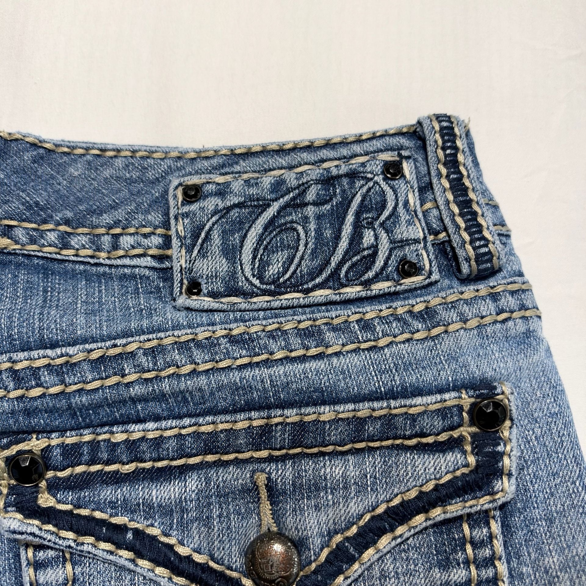 Product thumbnail 4