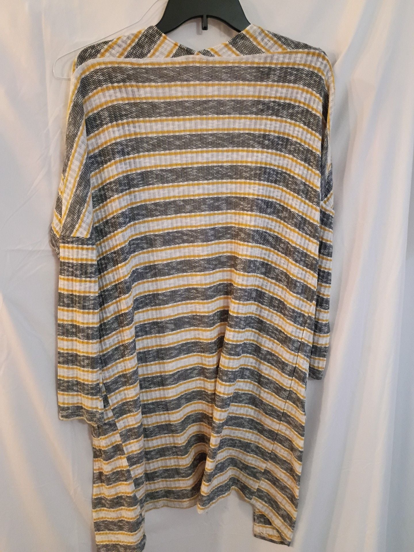 LuLaRoe Sarah Long Cardigan Gray Yellow Striped Open Front Pockets 7