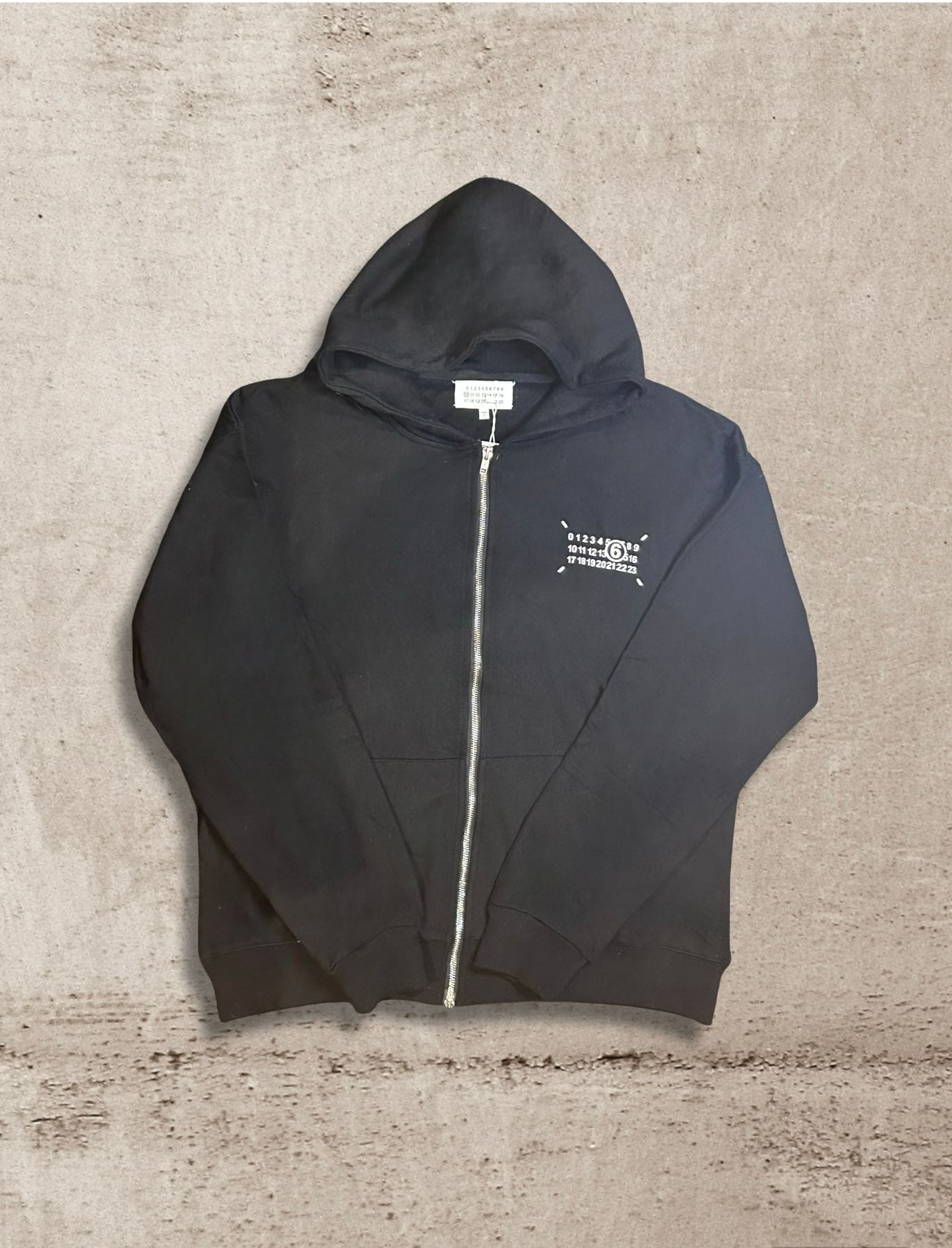 Product thumbnail 3