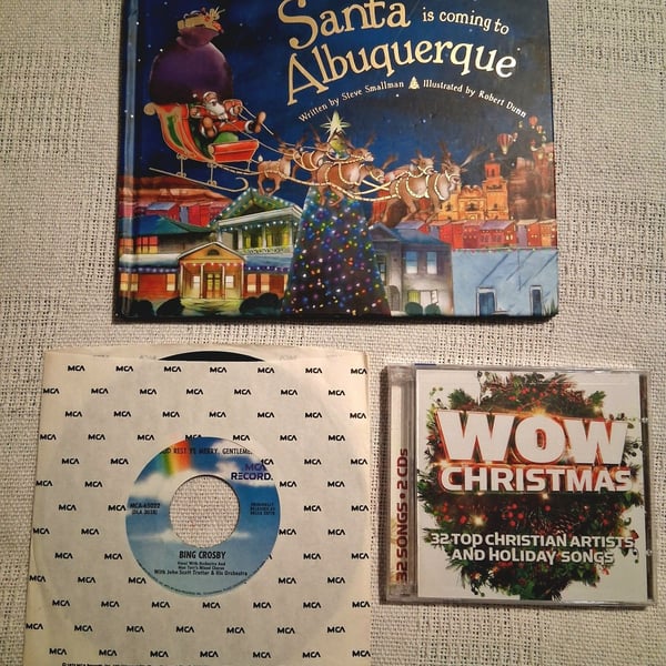 Santa Is Coming to Albuquerque Book & Bing Crosby Vinyl 45 & WOW Christmas CD