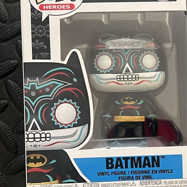 Funko Pop! DC Super Heroes Batman Dia De Los Muertos #409 Vinyl Figure
