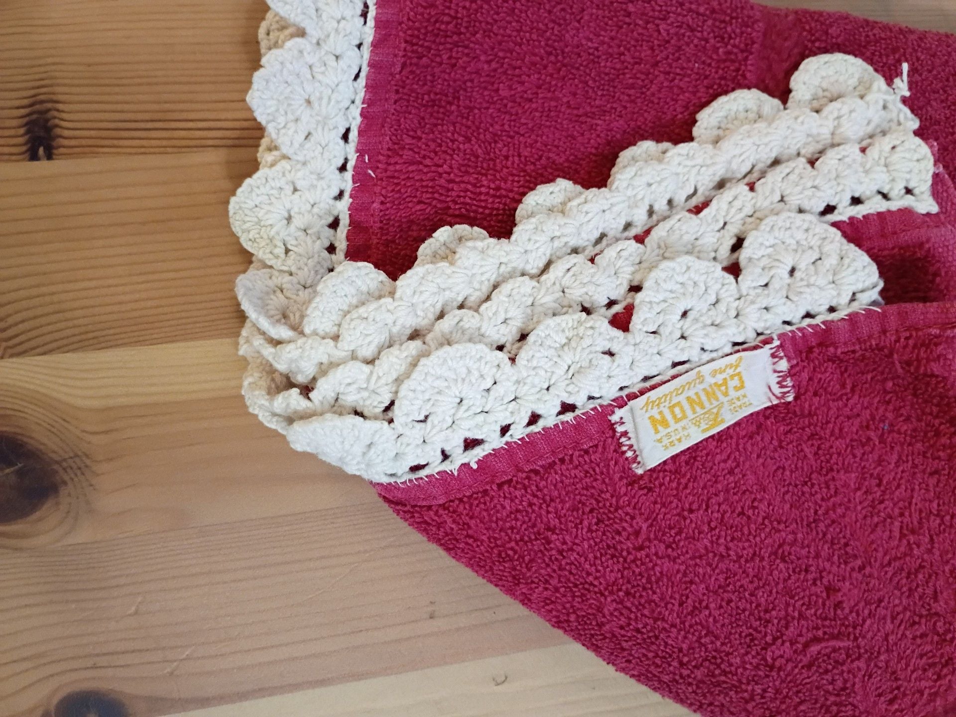 Pink Cotton Hand Towel with Crochet Lace Trim 23 x 12 Inches 5