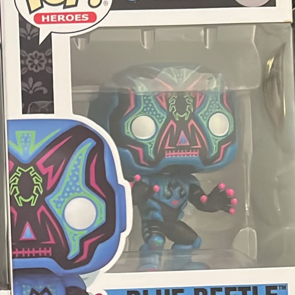 Funko Pop! DC Super Heroes Blue Beetle #410 Vinyl Figure