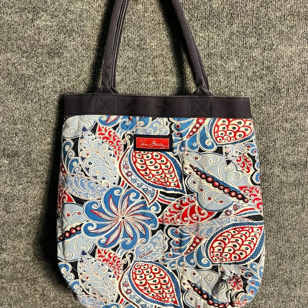 Vera Bradley Seaside Tote Bag Blue Red Paisley Canvas