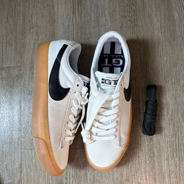 Nike SB Zoom Blazer Low Pro GT White Gum Skate Shoes