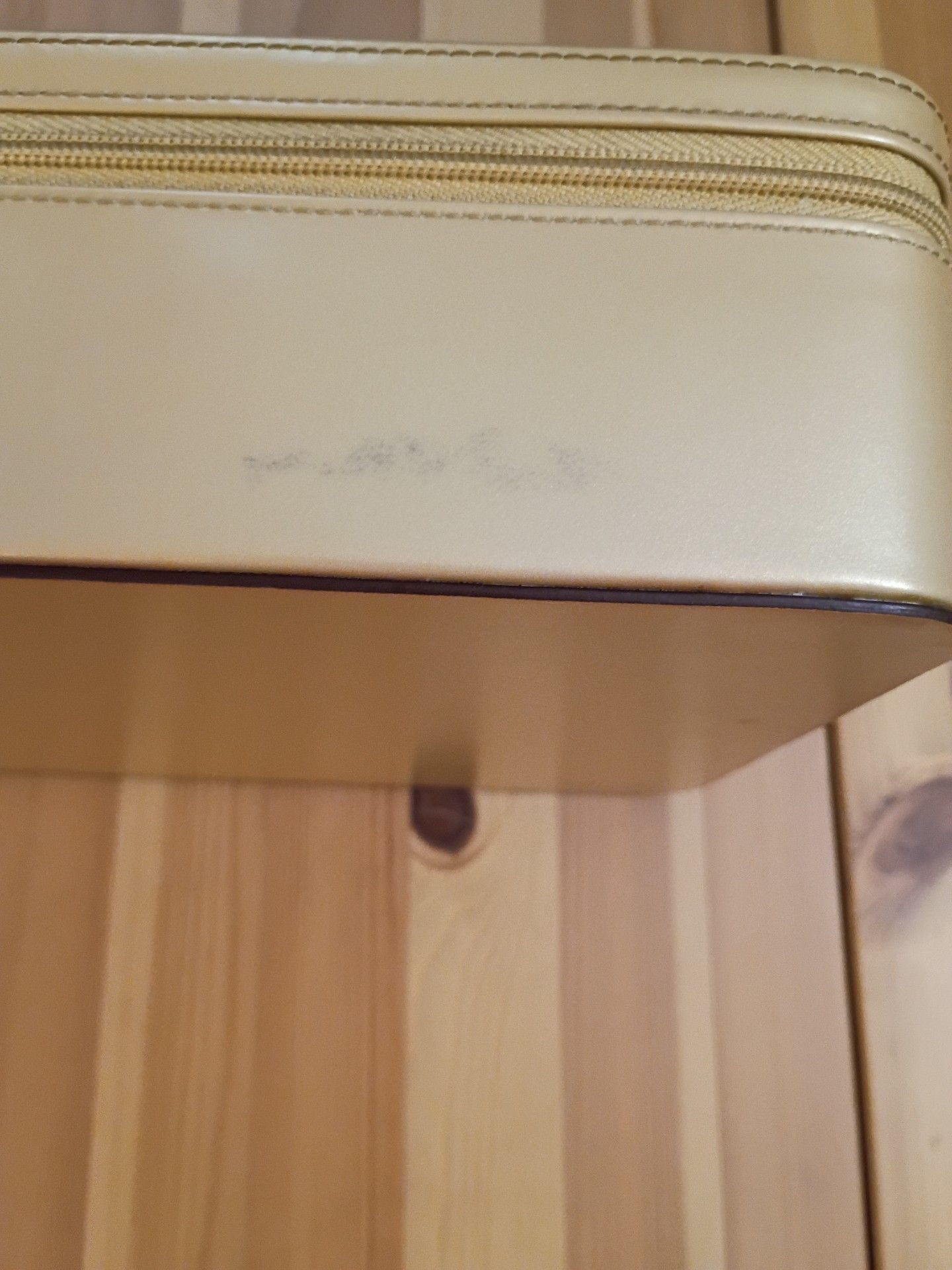 Estee Lauder Vintage Gold Makeup Jewelry Case Train Box Vanity Bag 6