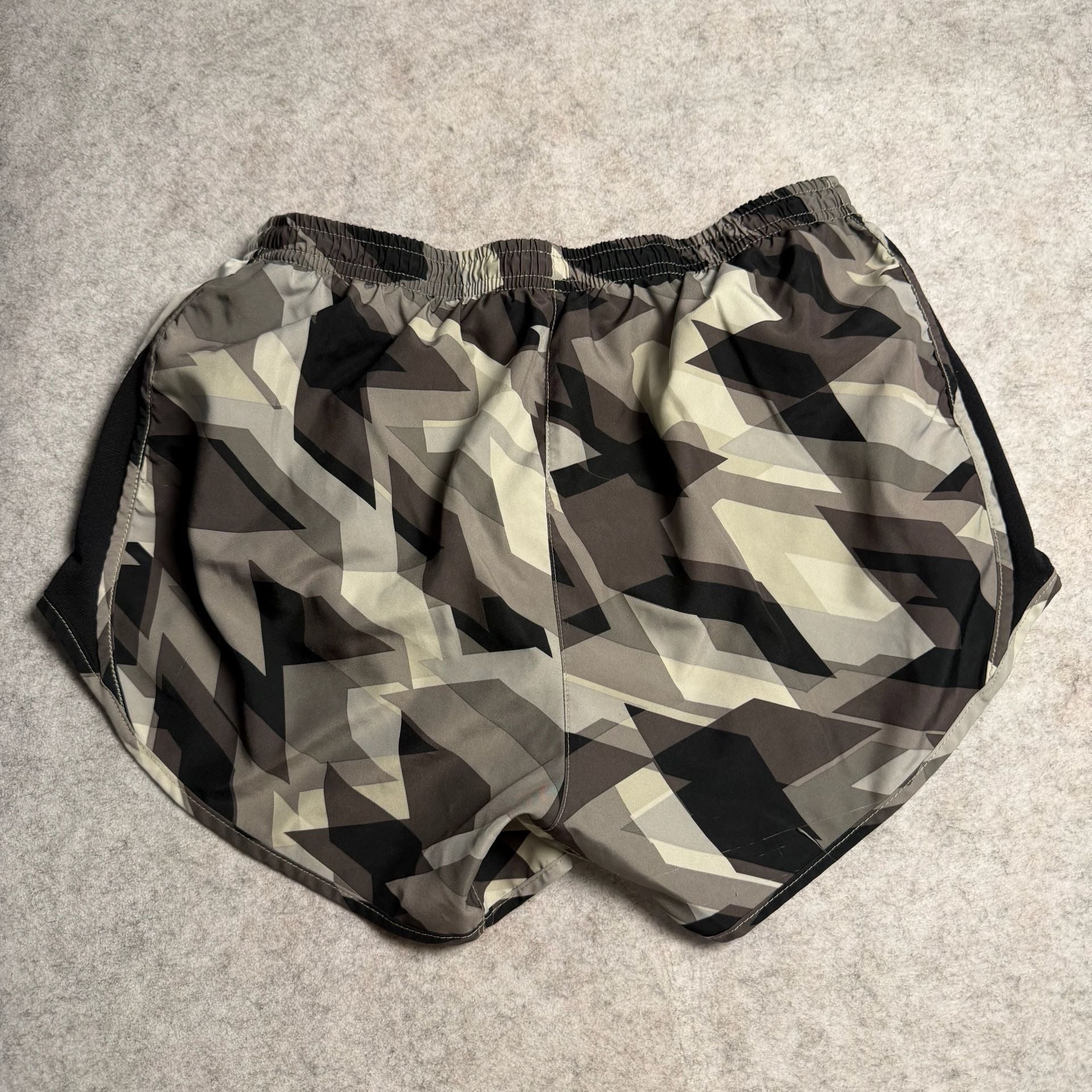 Nike Dri-FIT Geometric Camo Running Shorts Grey Black 7