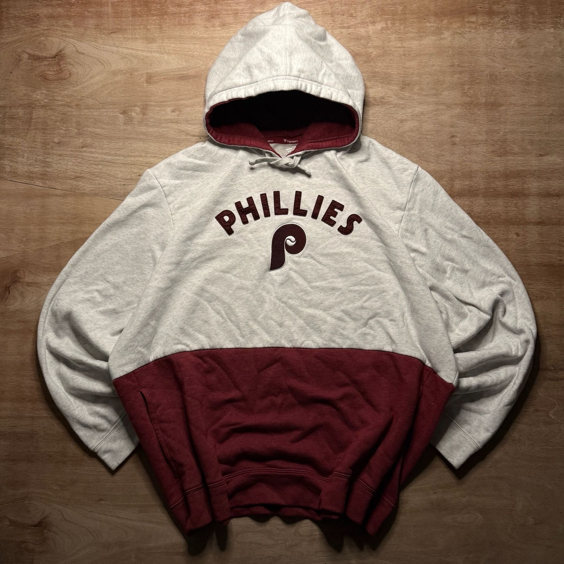 Philadelphia Phillies Fanatics 4XL Colorblock Pullover Hoodie MLB Embroidered 2