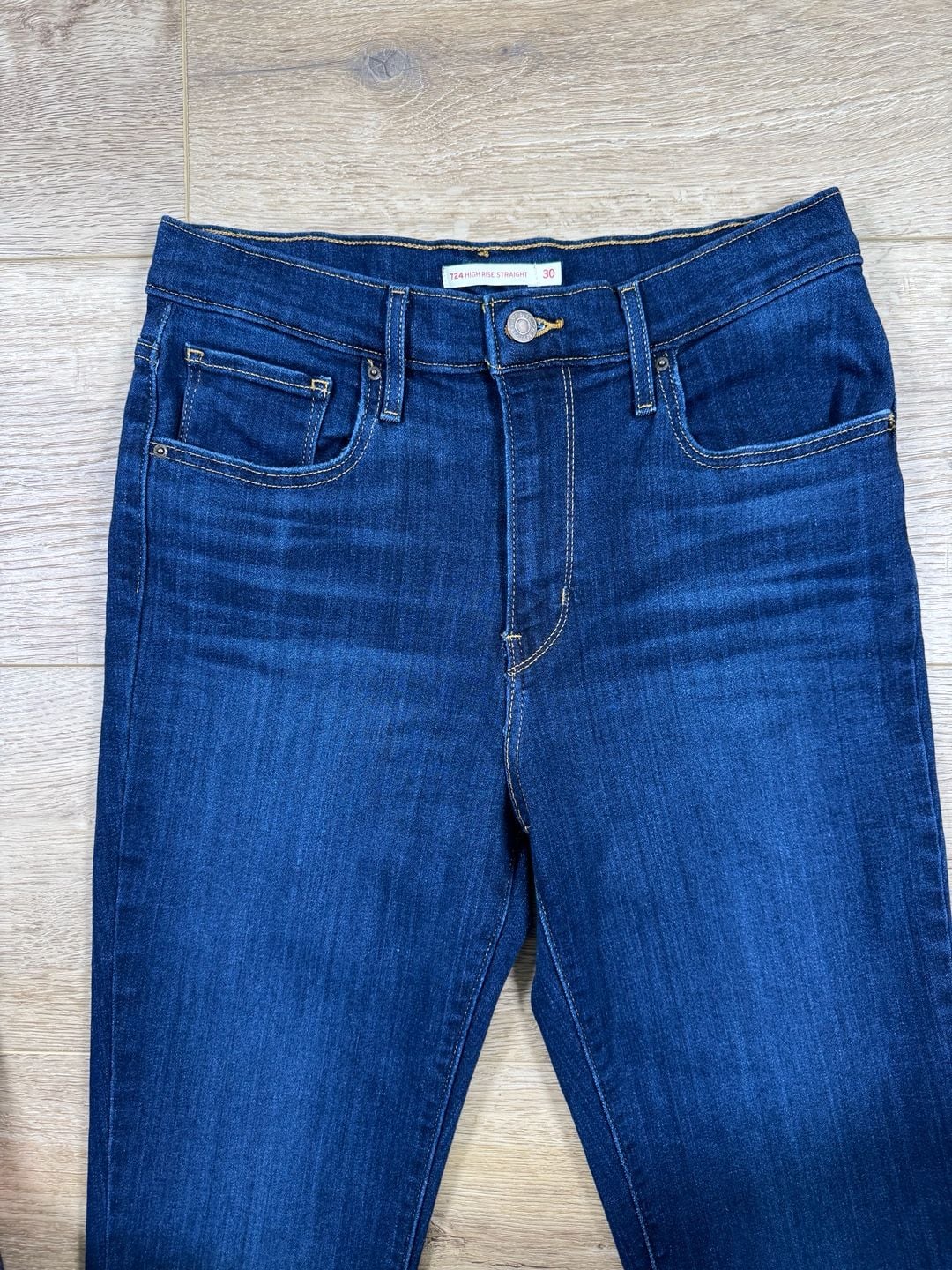 Product thumbnail 4