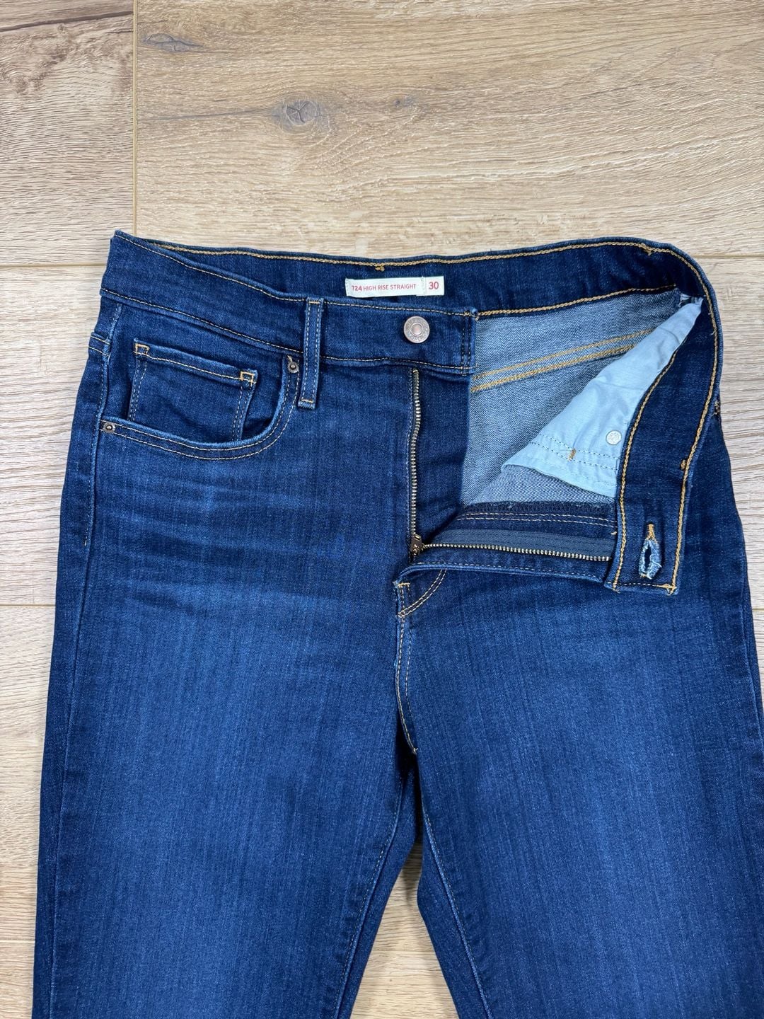 Product thumbnail 5