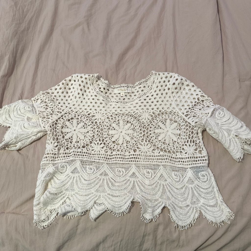 Rebellion Again Crochet Top Size M Ivory Floral Boho Beach 3