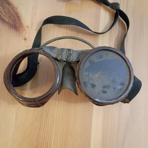 Vintage Industrial Safety Welding Goggles Brown Bakelite Steampunk