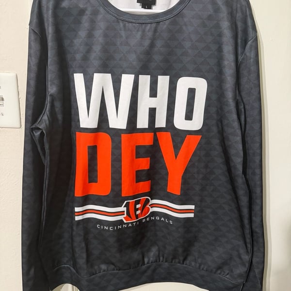 NFL Team Apparel Cincinnati Bengals Sweatshirt Size L Who Dey Black