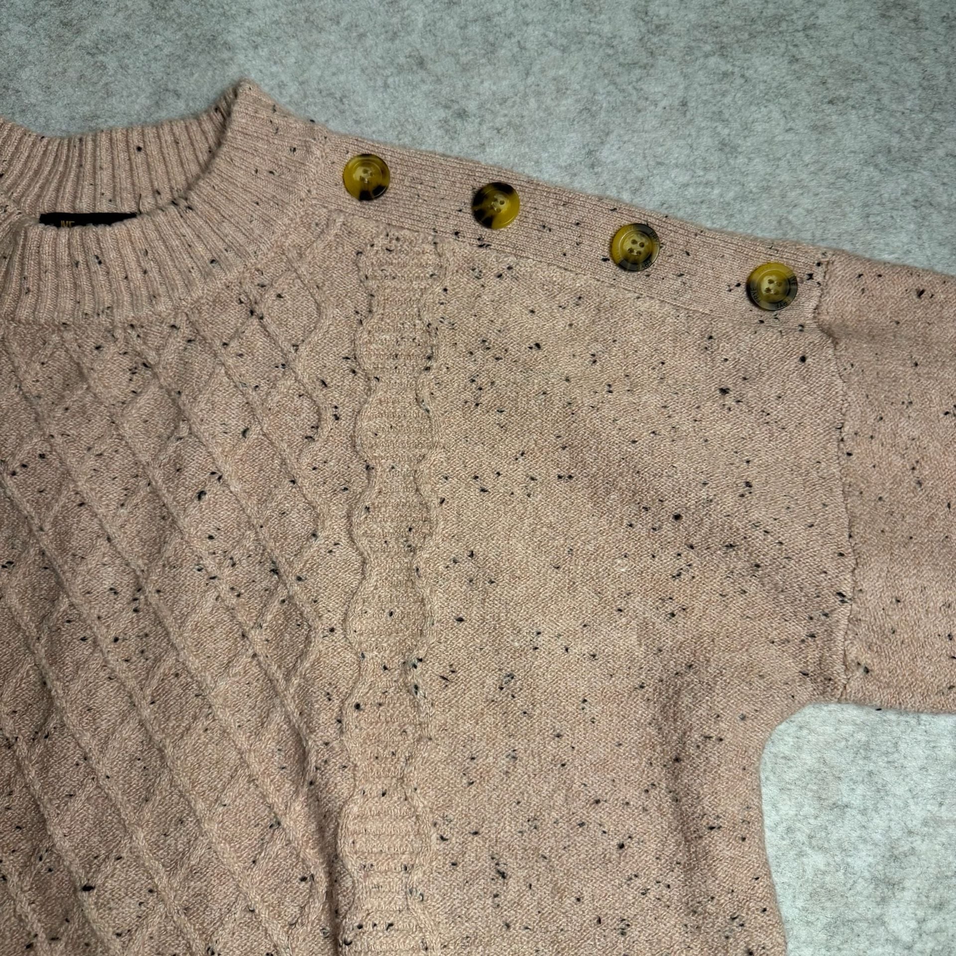 FRYE Cable Knit Sweater Size L Pink Speckled Shoulder Buttons 5