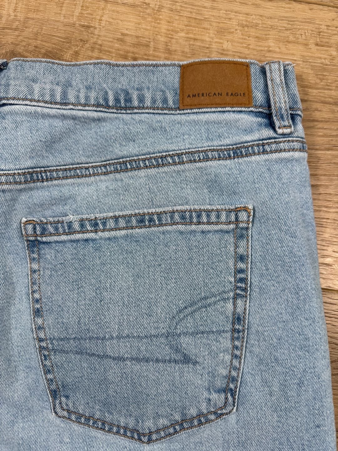 American Eagle Super High Rise Straight Jeans Size 14 Short Blue 12