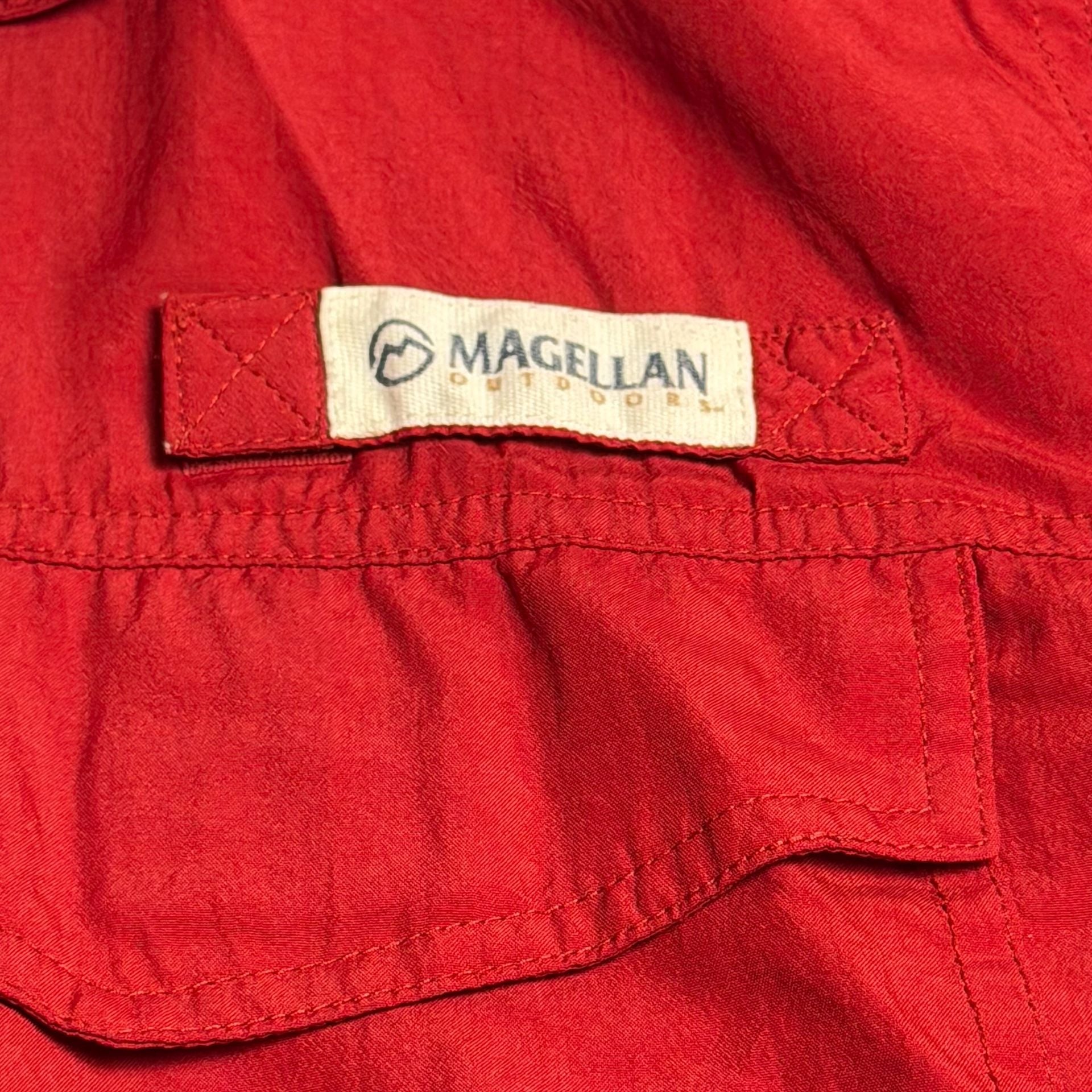 Magellan Outdoors Fish Gear Short Sleeve Button Up Shirt Size M Red Angler Fit 3